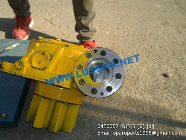 04E0057 LIUGONG CLG418 GRADER WORM BOX - Image 2