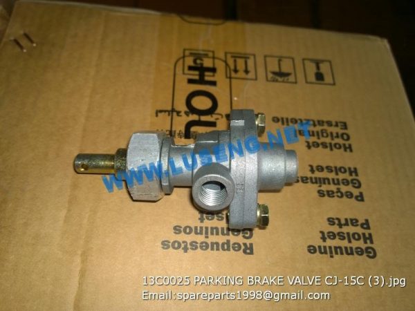 LIUGONG SPARE PARTS,13C0025,PARKING BRAKE VALVE,13C0025 PARKING BRAKE VALVE LIUGONG SPARE PARTS CJ-15C