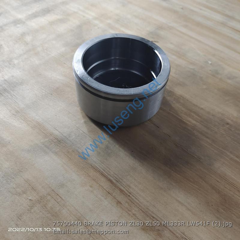 75700440 BRAKE PISTON ZL30 ZL50 ML333R LW541F