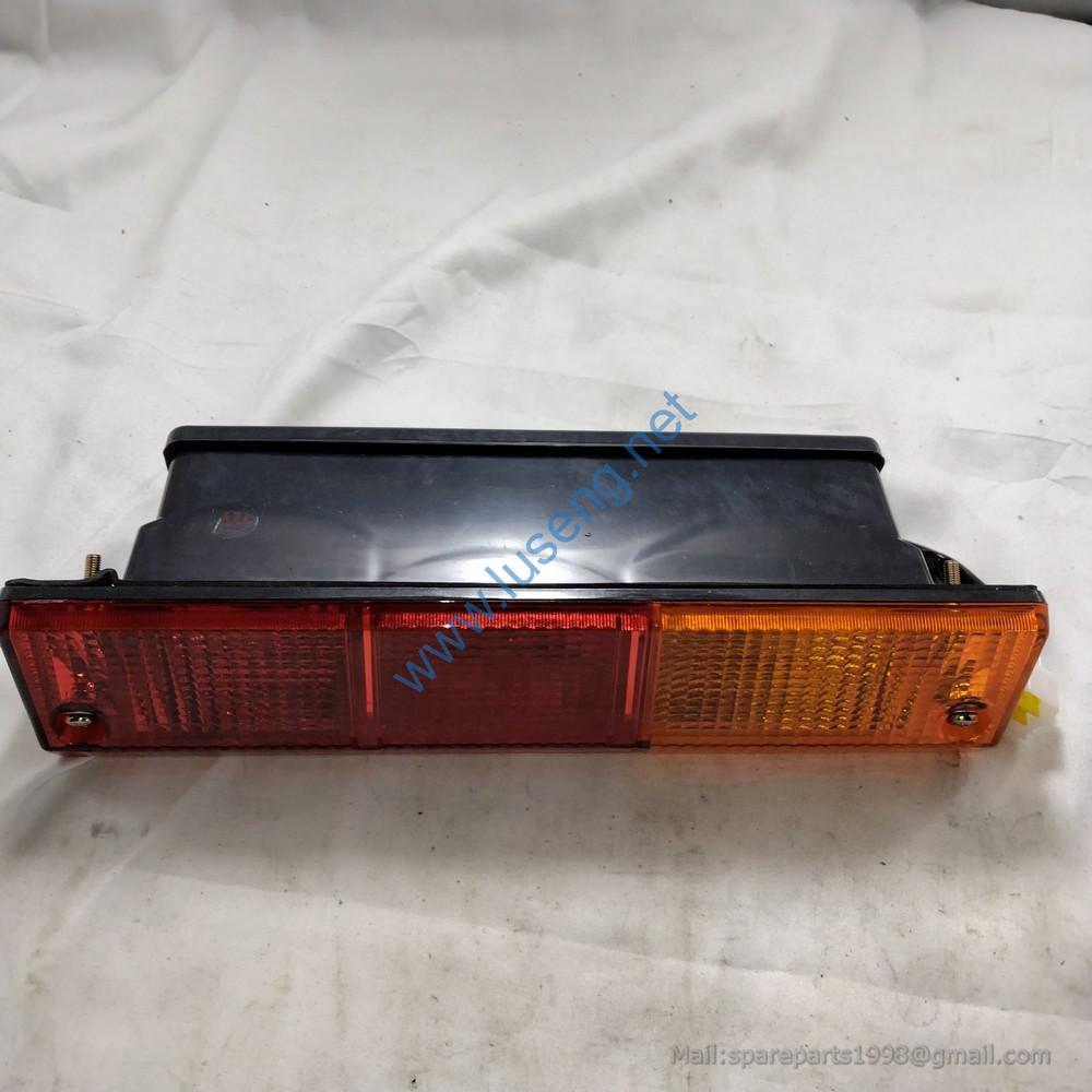 Z-HX180-EA(L)12(L) Left Combination Rear Lamp 240100102231