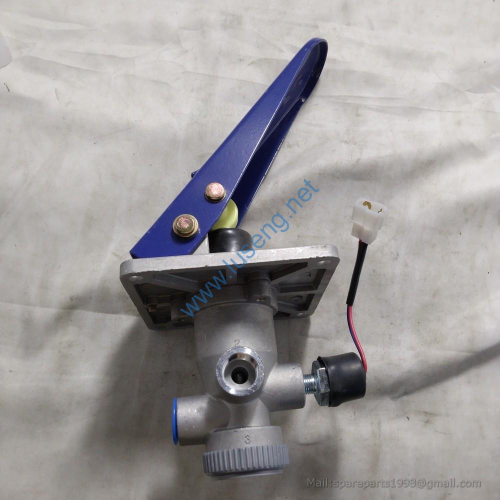 55c0035 brake valve XGMA ly60f