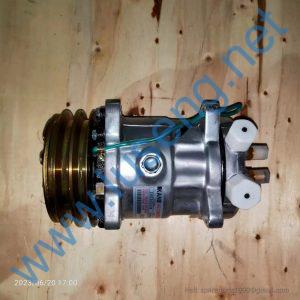 56C0064 T1600 B508YZ2B 24V 2935000804 GB5783-86 Air conditioner compressor XG955 XGMA