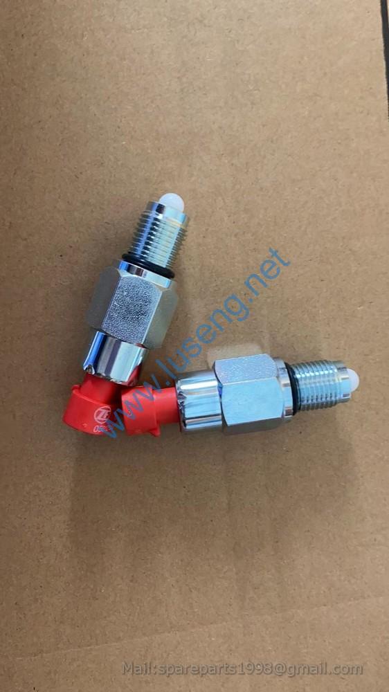 SP123097 Filter clogging alarm switch LIUGONG.jpg