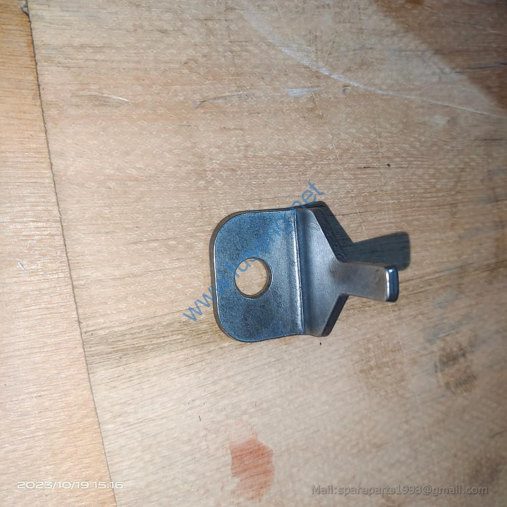 ZL30-039 lock plate shantui - Image 2