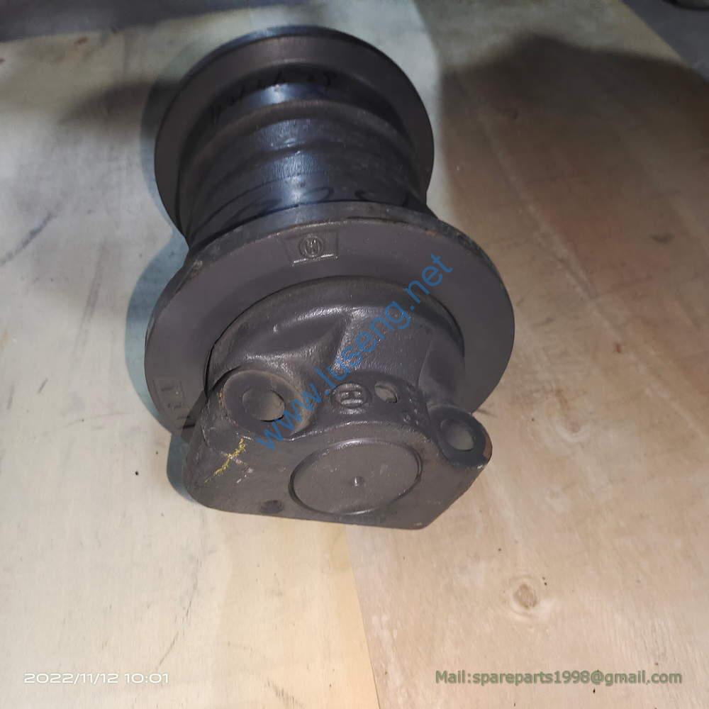 11213629 14550631 14403440 6135 E6125F E6135F E6150F 6150 track roller SDLG - Image 2