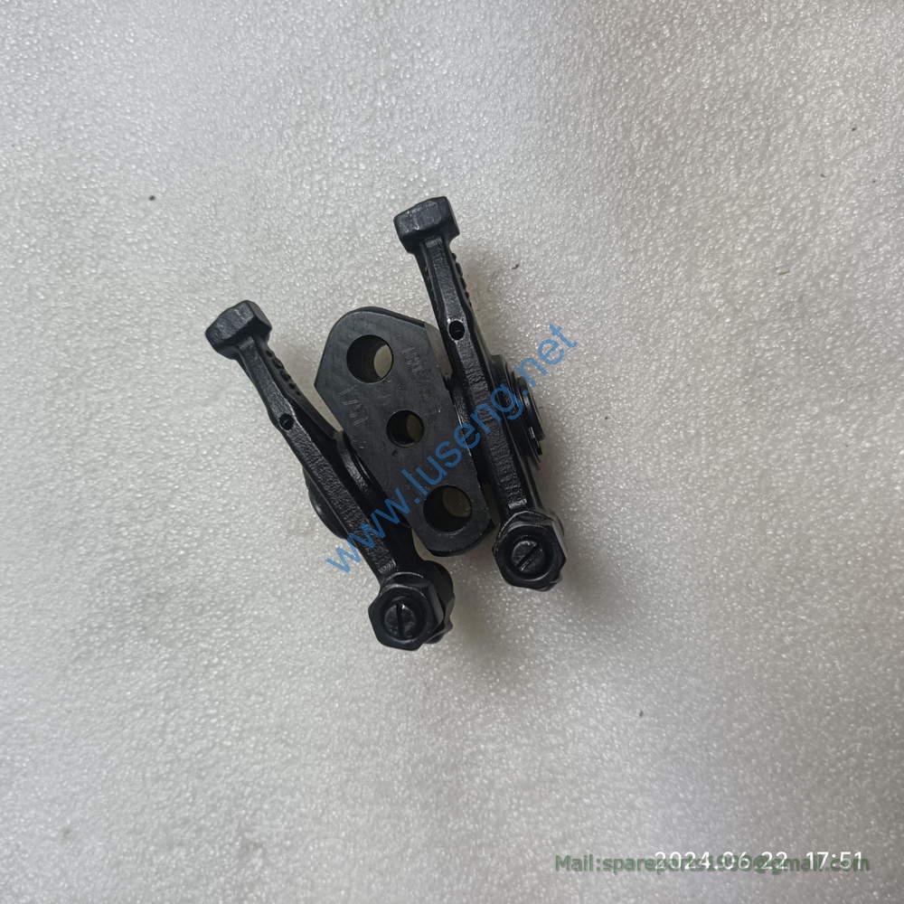 13037828 rocker arm weichai