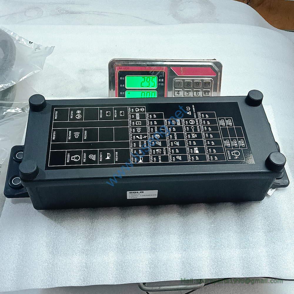 14409195 FUSE AND RELAY UNIT SDLG - Image 3