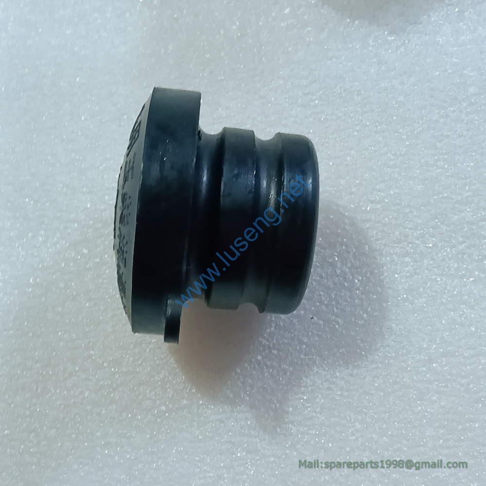 630-1003101A OIL FILTER HOLE COVER YUCHAI - Image 3