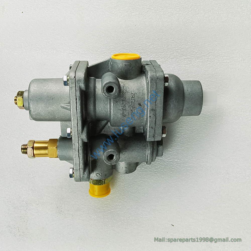 803004037 VALVE XCMG ZL50G - Image 2