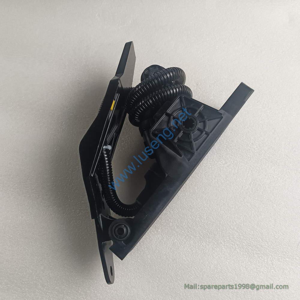 803688233 ACCELERATOR PEDAL XCMG