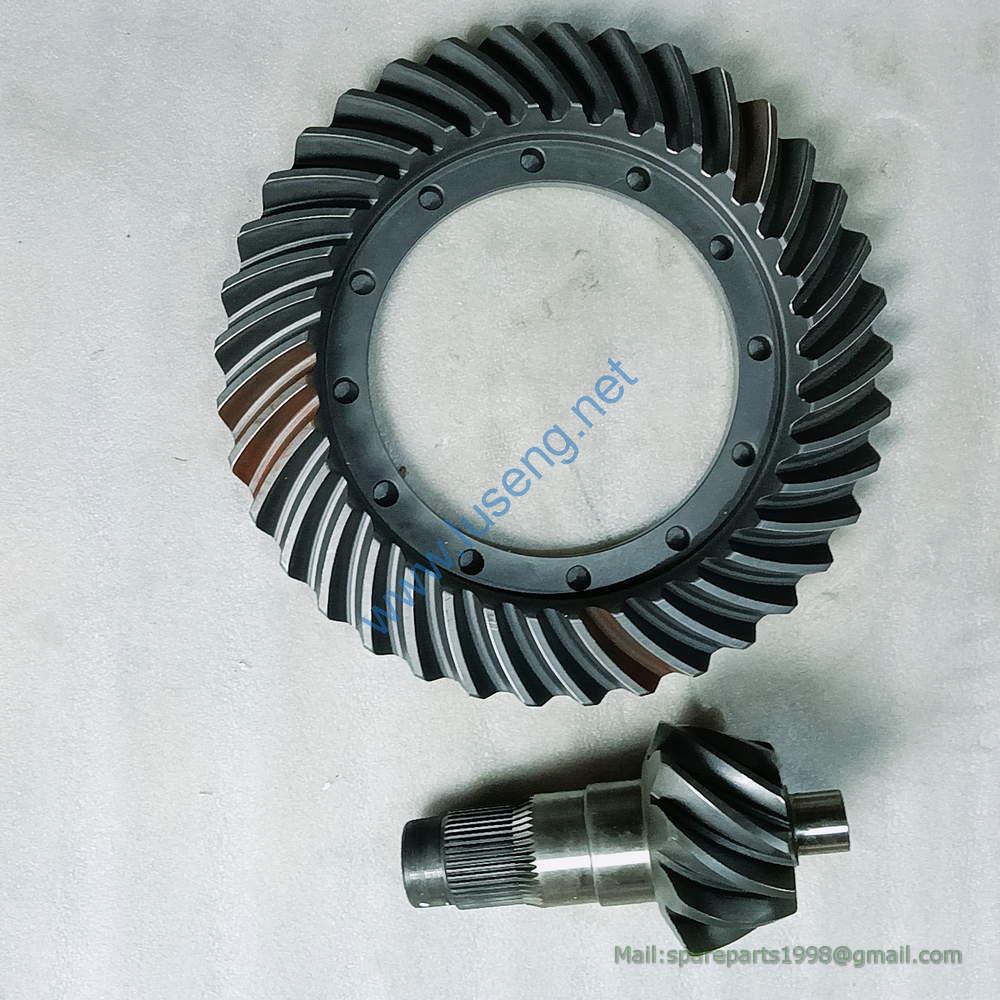 82513601 FRONT BEVEL GEAR XCMG GR215 - Image 2