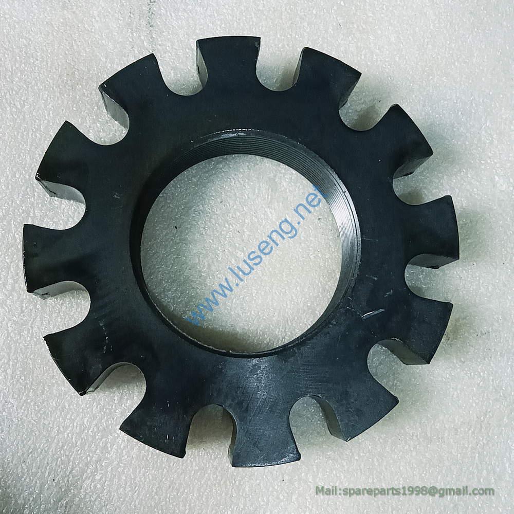 SP109952 85513040 NUT XCMG GR215